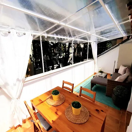 Nautical * 瓦爾納